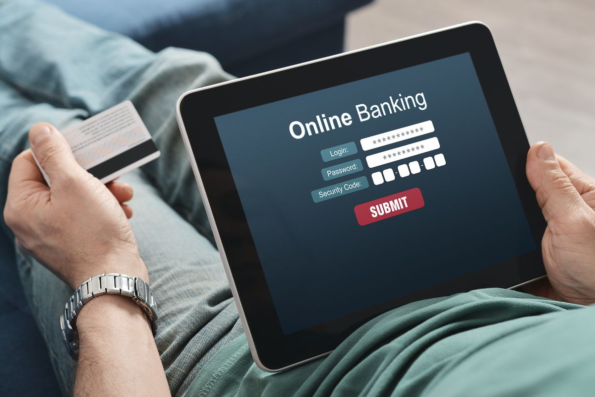 Online‎ Banking‎ Vs Traditional‎ Banking‎ Which‎ Is‎ Better?‎